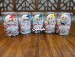 پک هدیه فرهنگی دخترانه 🧕| شامل عروسک چادری + جانماز جیبی مخمل + تسبیح و گیره روسری رنگی | بهمراه باکس طلقی | تک و عمده - Image 2