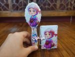 ست برس مو و آینه طرح دخترانه حجاب 😍 |‌ تنوع طرح های فانتزی کودکانه | تک و عمده - Image 3