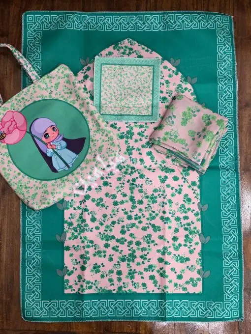 PhotoGrid_Plus_1763198420728-min