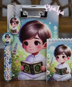 پک 4 قلم چوبی پسرانه ❤️ | تخته شاسی آ5 + نشانگر قرآنی + جاسوئیچی + دفترچه همگی طرح ست | تنوع طرح های جذاب | تک سلفون | تک و عمده